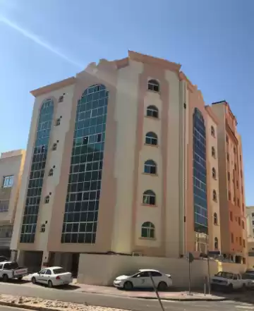 Residential Ready Property 2 Bedrooms U/F Apartment  for rent in Doha #7352 - 1  image 